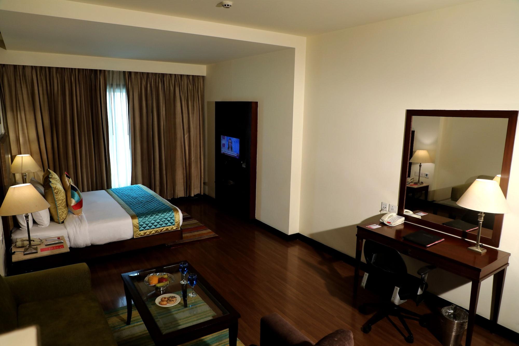 รามาดา บาย วินด์แฮม ชลันธร ซิตี้เซ็นเตอร์ Hotel ชลันธระ ภายนอก รูปภาพ