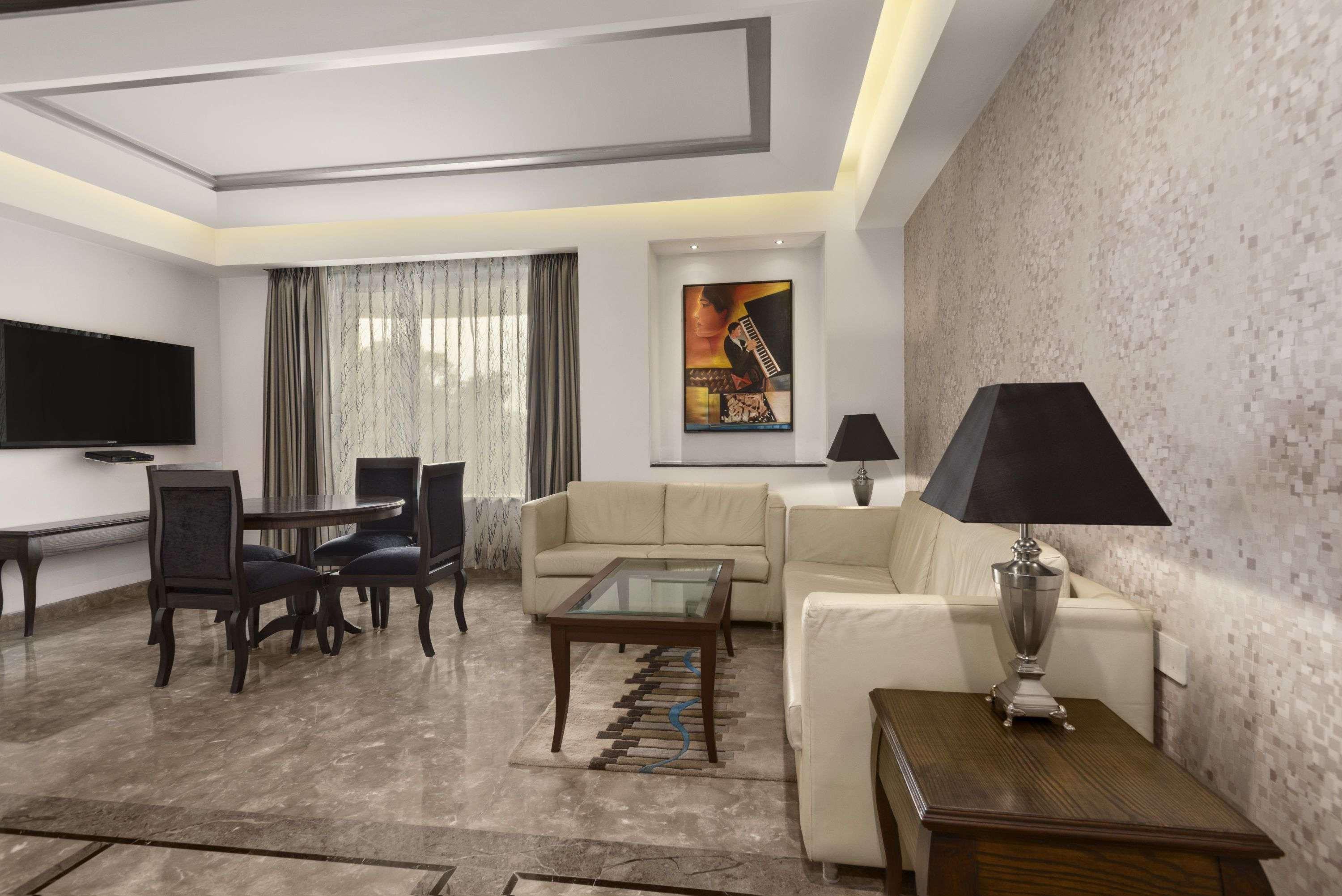 รามาดา บาย วินด์แฮม ชลันธร ซิตี้เซ็นเตอร์ Hotel ชลันธระ ภายนอก รูปภาพ