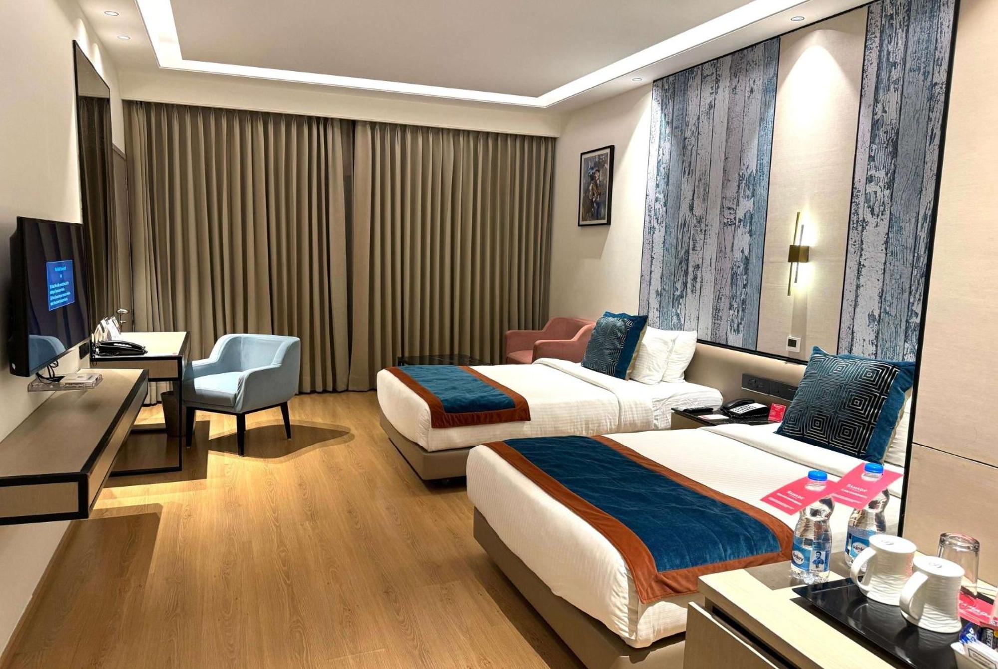 รามาดา บาย วินด์แฮม ชลันธร ซิตี้เซ็นเตอร์ Hotel ชลันธระ ภายนอก รูปภาพ